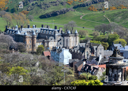 Le palais de Holyrood, vue depuis Calton Hill, Édimbourg, Écosse, Royaume-Uni Banque D'Images