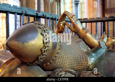 Tombe de Edward Plantagenet (le 'Black Prince'), la Cathédrale de Canterbury, Canterbury, Kent, England, UK Banque D'Images