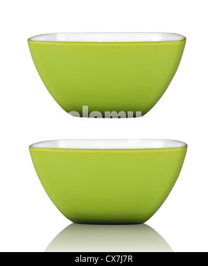 Carré vert bol ou tasse isolated on white with clipping path inclus Banque D'Images