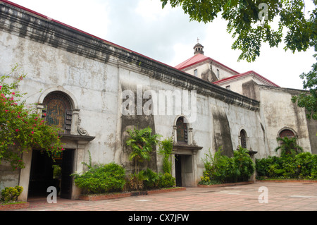 Cathédrale Métropolitaine de Naga- est la plus vieille cathédrale de l'ensemble le sud de Luzon. Il a été construit en 1573. Banque D'Images