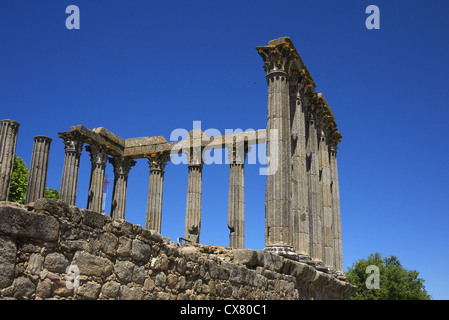 Ruines du temple Romain Conde vila flor à Evora, Portugal. Banque D'Images