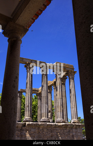Ruines du temple Romain Conde vila flor à Evora, Portugal. Banque D'Images