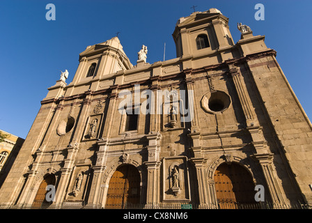 Elk198-1077 Chili, Santiago, Iglesia Santo Domingo Banque D'Images