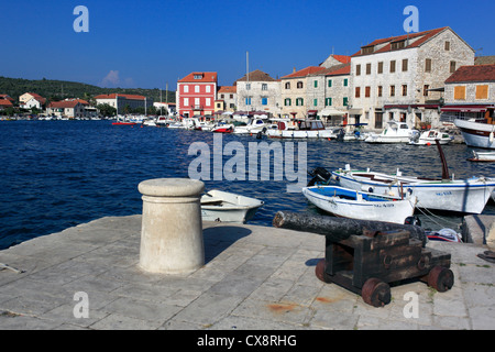 Port, Stari Grad, île de Hvar, Croatie, la côte dalmate Banque D'Images