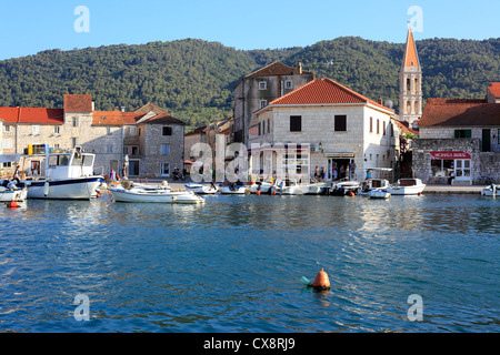 Port, Stari Grad, île de Hvar, Croatie, la côte dalmate Banque D'Images