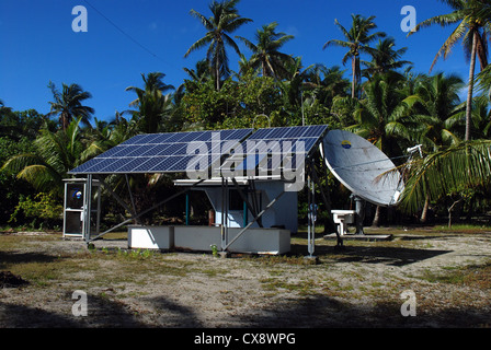 Les télécommunications, l'île de Palmerston, Îles Cook, Pacifique Sud. L'île de Palmerston est l'une des régions les plus isolées de l'île habitée Banque D'Images