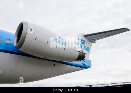 Rolls Royce RB-183 moteur sur un Fokker 100 KLM Banque D'Images