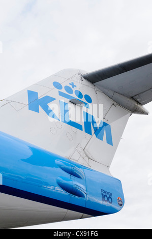 Aileron de queue arrière d'un Fokker 100 de KLM Banque D'Images