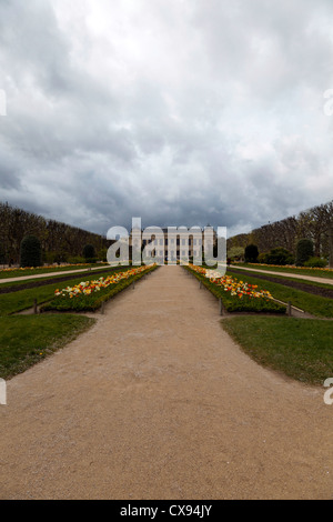 Vue vers la Grande Galerie de l'évolution au Jardin des Plantes, Paris, France Banque D'Images