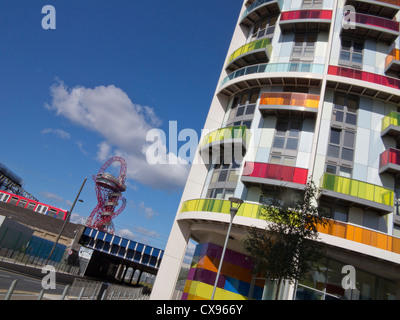 Appartements dans le Village des athlètes dans le Parc olympique de 2012 à Londres, Royaume-Uni Banque D'Images