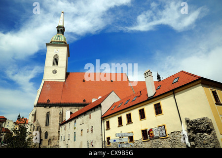 La cathédrale St.Martins de la vieille ville de Bratislava Slovaquie Europe Banque D'Images
