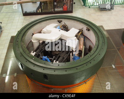 Fort de Fermont en France dispose d'un musée présentant une tourelle d'un mortier à canon de 75 mle, une arme utilisée pendant la IIe Guerre mondiale le fort sert de site historique, préservant des artefacts de défense militaire et de guerre du début du XXe siècle. Banque D'Images