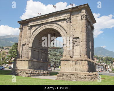 Arco Augusto (arch) Août à Aoste Banque D'Images