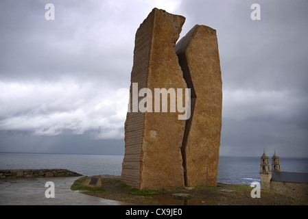 Monument à la marée noire du Prestige à Muxia, Galice, Espagne. Banque D'Images