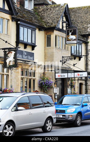 Le White Hart Hotel à Cricklade, Wiltshire. Banque D'Images