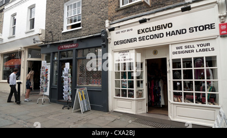 Exclusivo Designer Magasin d'Occasion sur Flask Walk Hampstead Village London England UK KATHY DEWITT Banque D'Images