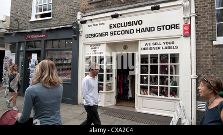 Exclusivo Designer Magasin d'Occasion sur Flask Walk Hampstead Village London England UK KATHY DEWITT Banque D'Images