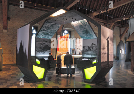 L'intérieur de la 'In Flanders Fields' Musée de la Première Guerre mondiale à Ieper (Ypres), Belgique. Banque D'Images