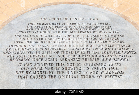 L'Arkansas, Little Rock Central High School, Lieu historique national, le Jardin commémoratif, inscription Banque D'Images