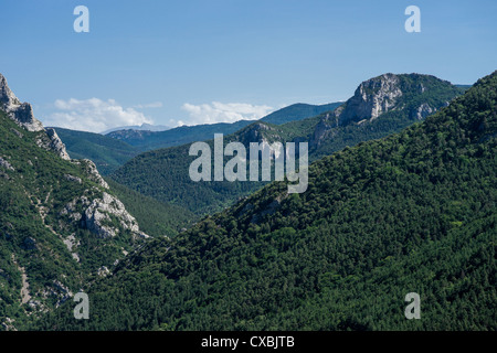 Voir le château cathare de Puilaurens en Languedoc, France. Banque D'Images