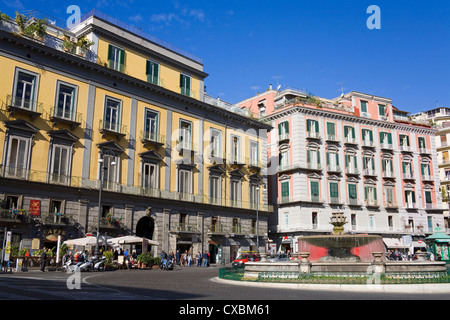 Piazza Trieste e Trento, Naples, Campanie, Italie, Europe Banque D'Images