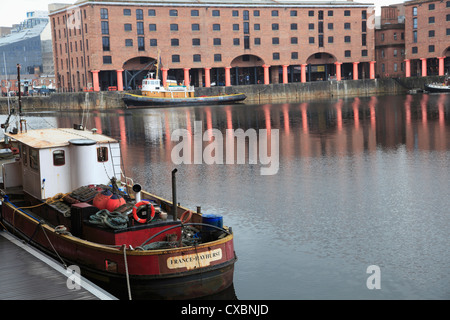 L'Albert Dock, quais, UNESCO World Heritage Site, Liverpool, Merseyside, Angleterre, Royaume-Uni, Europe Banque D'Images