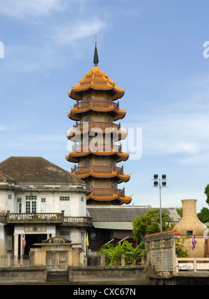 Tour de temple à Bangkok, Thaïlande, vue à partir de la rivière Chao Phraya, Banque D'Images