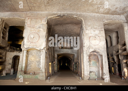 L'atrium dans les catacombes de San Gennaro (St. Januarius), Naples, Campanie, Italie, Europe Banque D'Images