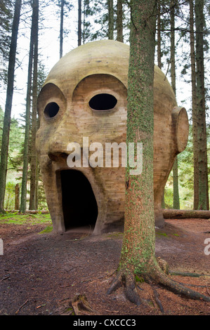 Silvas Capitalis, tête en bois sculpture, Kielder Water, Northumberland Banque D'Images