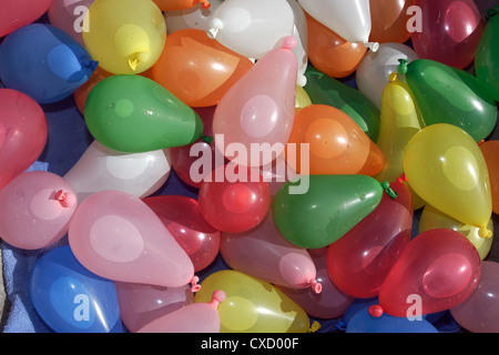 Berlin, ballons gonflés à l'eau Banque D'Images