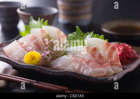 Sashimi de daurade Banque D'Images