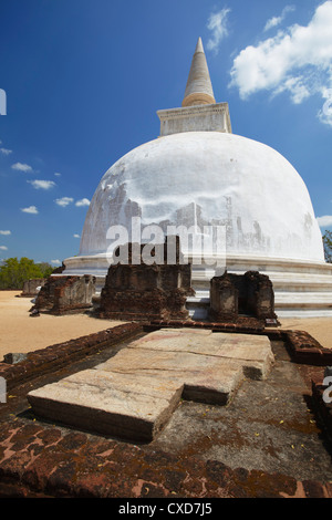 Kiri Vihara, Polonnaruwa, Site du patrimoine mondial de l'UNESCO, le centre-nord de la province, Sri Lanka, Asie Banque D'Images