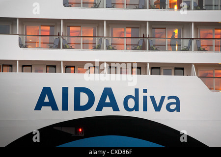 Bateau de croisière Aida Diva Kiel Banque D'Images