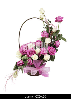 Dans un panier de roses multicolores Banque D'Images