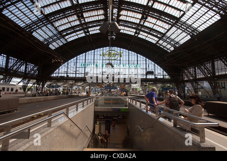 Gare principale, Deutsche Bahn AG, Cologne, Germany, Europe Banque D'Images