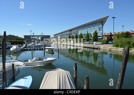 La Vela Centre et La Laguna Marina, Mestre, Ville de Venise, Venise, Vénétie, province de l'Italie Banque D'Images