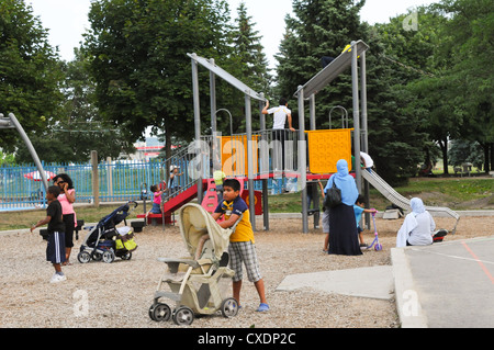 Parc Jarry, à Montréal, est très populaire auprès des nouveaux immigrants en raison de sa facilité d'accès et l'emplacement, Québec Canada Banque D'Images