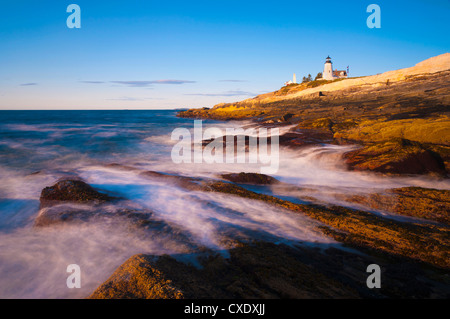 Pemaquid Point Lighthouse, péninsule Pemaquid, le Maine, la Nouvelle Angleterre, États-Unis d'Amérique, Amérique du Nord Banque D'Images