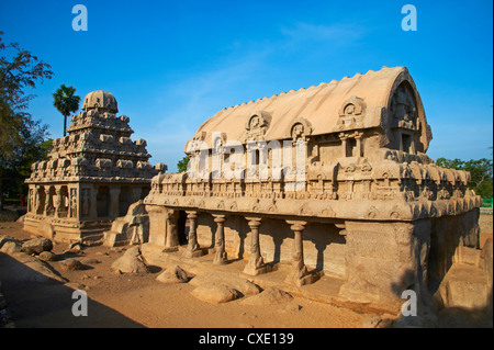 Cinq Ratha, Mamallapuram (Mahabalipuram), UNESCO World Heritage Site, Tamil Nadu, Inde, Asie Banque D'Images
