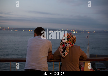 La rubrique ferry sur le Bosphore d'Istanbul à Bursa, Mer de Marmara, en Turquie Banque D'Images