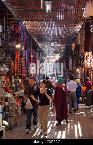 Souk, Marrakech, Maroc, Afrique du Nord, Afrique Banque D'Images