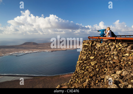Vue de Isla Graciosa, Mirador del Rio, Lanzarote, îles Canaries, Espagne Banque D'Images