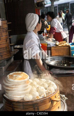 Shanghai à la vapeur, pâtes en cookshop Banque D'Images