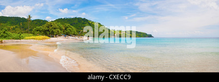 Nippah Beach sur Lombok, une île tropicale dans la région de West Nusa Tenggara, en Indonésie, en Asie du Sud-Est, l'Asie Banque D'Images