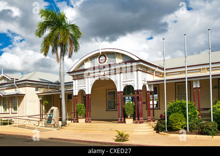 Ancienne gare d'Emerald dans l'Outback du Queensland. Banque D'Images