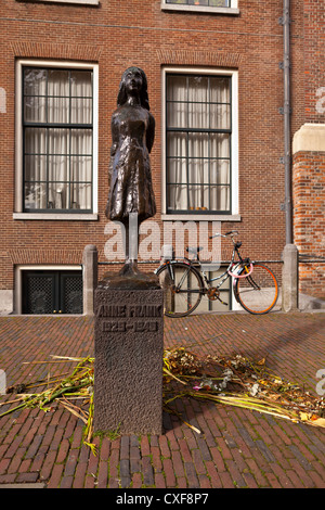 Anne Frank memorial statue - Amsterdam, Pays-Bas, Europe Banque D'Images