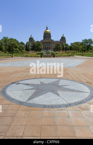 Médaillon en pierre dans l'entrée à Iowa State Capitol building ou statehouse de Des Moines Banque D'Images