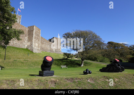 Les mortiers affiché dans le château de Douvres, Kent Angleterre GO UK Banque D'Images