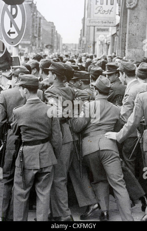 Libre de Berlin en 1961, à l'ouverture du Mur de Berlin Banque D'Images