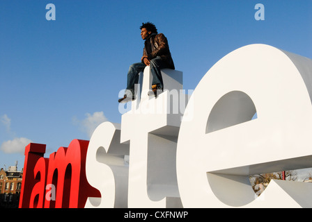 Amsterdam, Pays-Bas. Le 'I' lettres sur Museumplein Amsterdam Banque D'Images